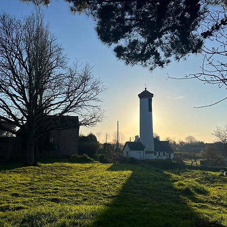 Les Ecolodges Sous Le Phare Луаннек Экстерьер фото