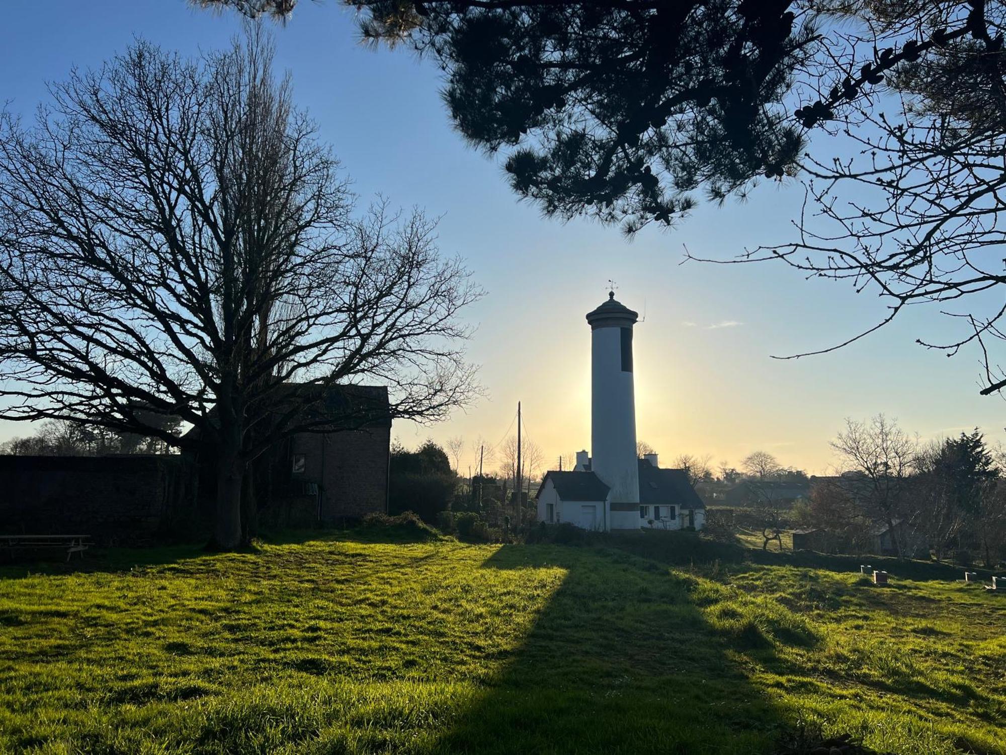 Les Ecolodges Sous Le Phare Луаннек Экстерьер фото
